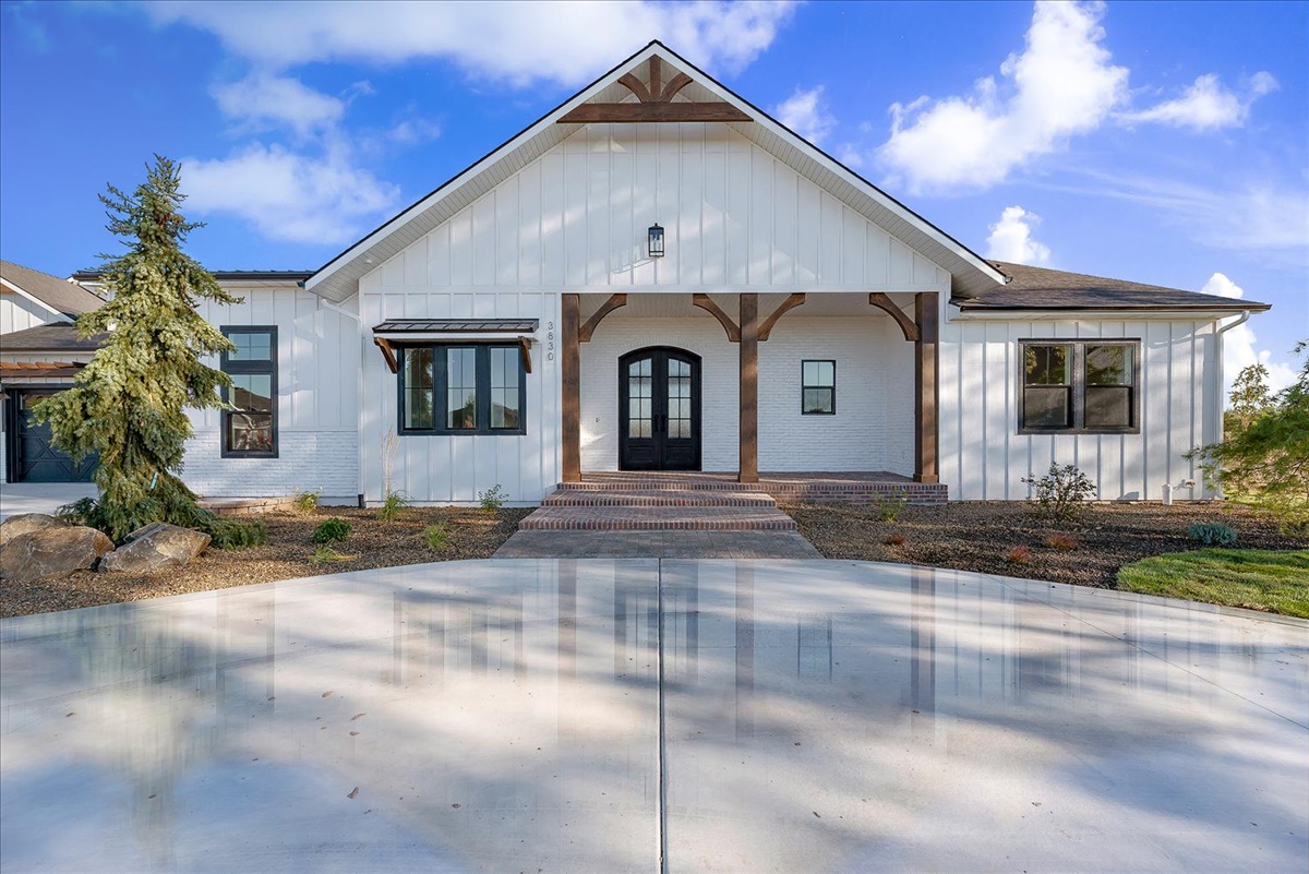 3830 W Sugar Tree Dr